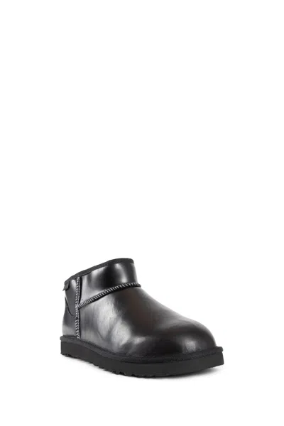 Ugg Man Black Boots In Black