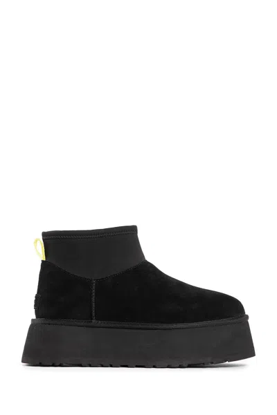 Ugg Mini Platform Ankle Boots In Black