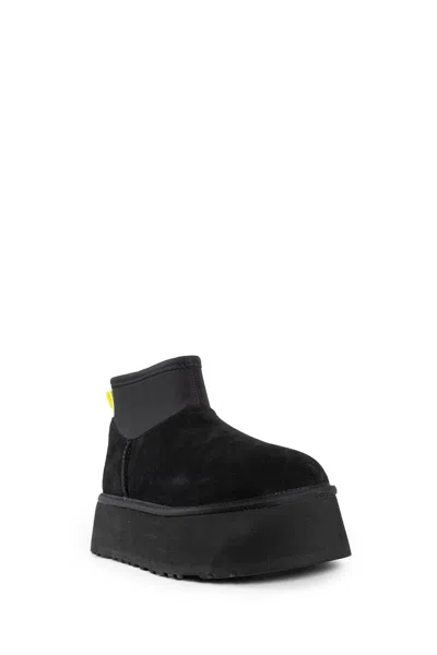 Ugg Mini Platform Ankle Boots In Black