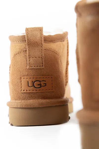 Ugg Stivali Marroni Donna In Brown