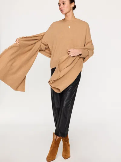 Brochu Walker The Cashmere Fringe Wrap In Camel Mélange
