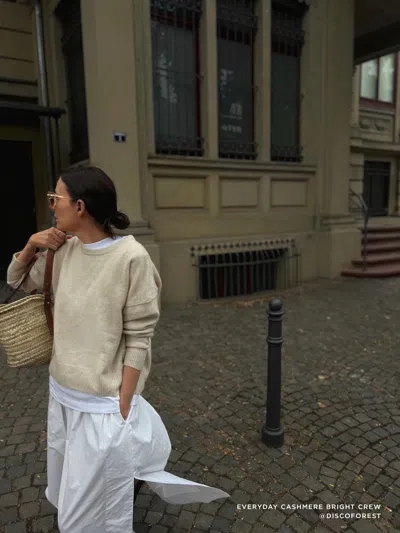 Brochu Walker The Everyday Cashmere Bright Crew In Bisque Mélange