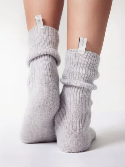 Brochu Walker The Ribbed Cashmere Socks In Heather Grey