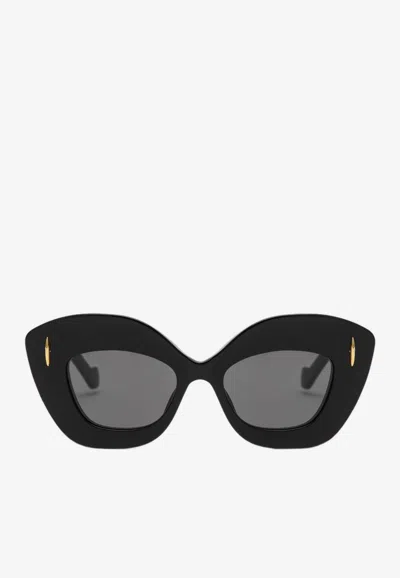 Loewe Retro Cat-eye Sunglasses In Gray