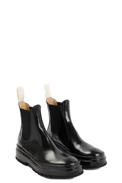 Jacquemus Pavane Chelsea Boots In Black