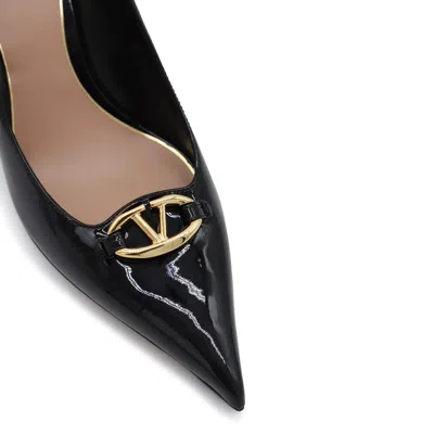 Valentino Garavani Valentino Vlogo Pointed-toe Calfskin Pumps In Black