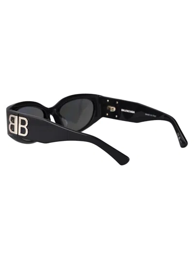 Balenciaga Gray Cat-eye Sunglasses In Black