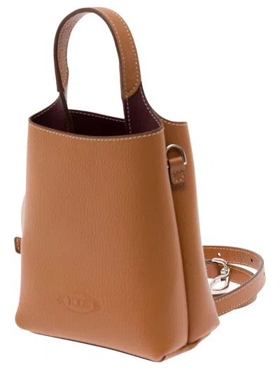 Tod's Brown Tote Bag With T Timeless Pendant In Brown