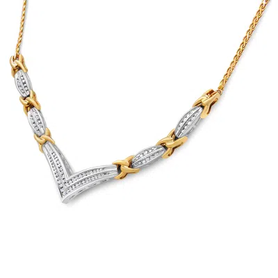 Haus Of Brilliance 10k Yellow And White Gold 1.0 Cttw Round And Princess Cut Diamond "v" Shape Statement Necklace In Multi