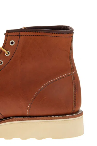 Red Wing Shoes 03375 Classic Moc Toe Mountain Boots In Gold