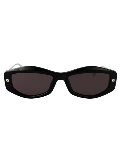 Alexander Mcqueen Sunglasses In Black-silver-grey