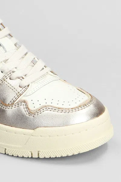 Autry Lace-up Low-cut Casual Shoes In White