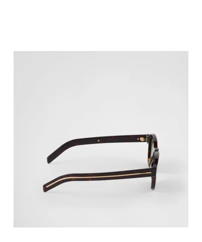 Prada Logo-engraved Sunglasses In Green