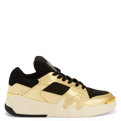 Giuseppe Zanotti Talon In Gold