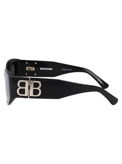 Balenciaga Gray Cat-eye Sunglasses In Black