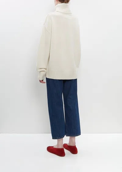 Extreme Cashmere 020.126.01.tu.01 095 In Chalk