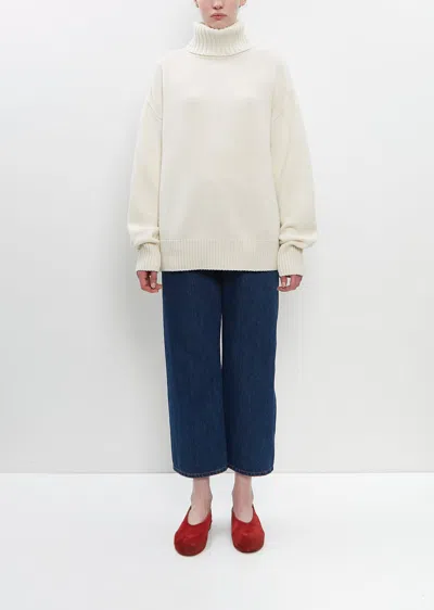 Extreme Cashmere 020.126.01.tu.01 095 In Chalk