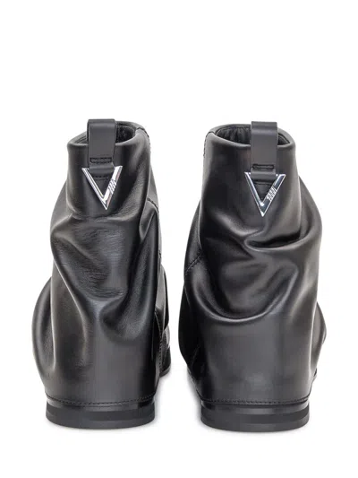 Attico 'mini Robin' Black Ankle Boots With Logo Plaque On The Rear And Pull-tab At The Heel In Black