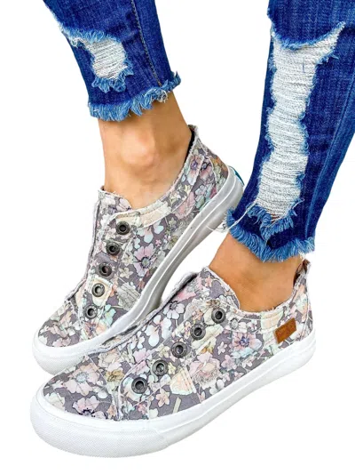 BLOWFISH WOMEN'S PLAY SNEAKERS IN GRAY GYPSY 
