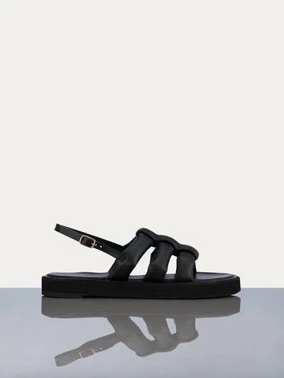 Frame Le Weston Sandal In Noir In Black