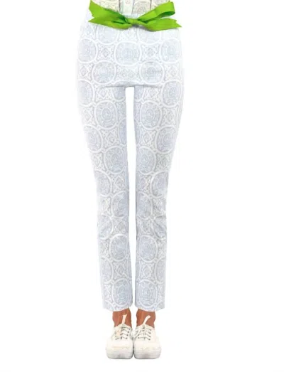 Gretchen Scott Gripeless Pull On Pant - Sultan's Dining Room In White/periwinkle In Multi