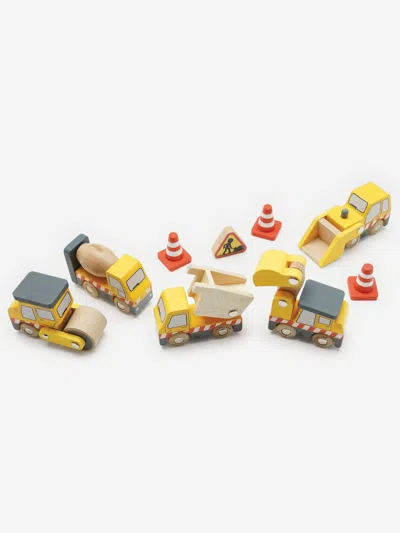 Le Toy Van Construction Toy Cars, Trucks & Diggers-7 Piece (w:8.5 X D:3.2 X H:6.5cm) One Size Yellow In Yellow