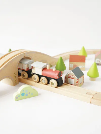 Le Toy Van Figure Of 8 Train Set-40 Pieces (track W:104 X D:45 X H:7.5cm) One Size Multicoloured In Multicoloured