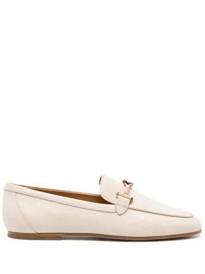 Tod's Chain-link Grained Leather Loafers In Beige