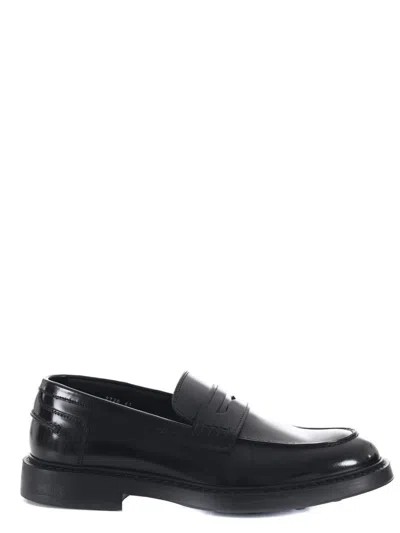 Doucal's Sneakers In Black