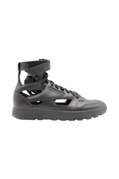 Maison Margiela Sneakers In Black