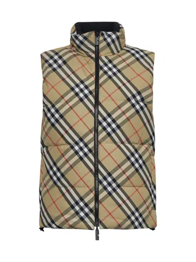 Burberry Reversible Check Nylon Puffer Gilet In Sand Ip Check