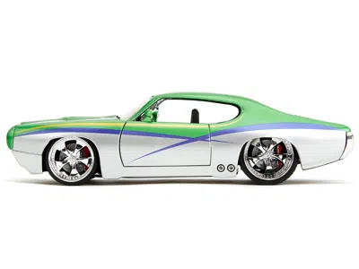Diecast Model Jada 1969 Pontiac Gto Judge Green Metallic And Silver With Stripes "bigtime Muscle" Series 1/24 Diecast M