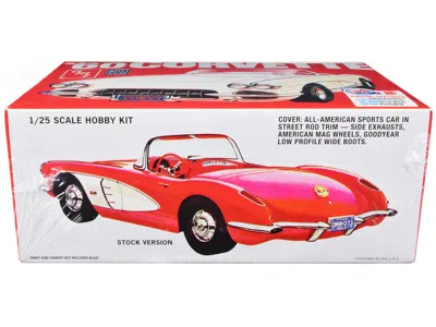 Diecast Model Amt Skill 2 Model Kit 1960 Chevrolet Corvette "street Rods" 1/25 Scale Model By Amt