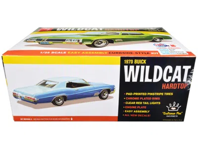 Diecast Model Amt Skill 2 Model Kit 1970 Buick Wildcat Hardtop "craftsman Plus" Series 1/25 Scale Model By Amt