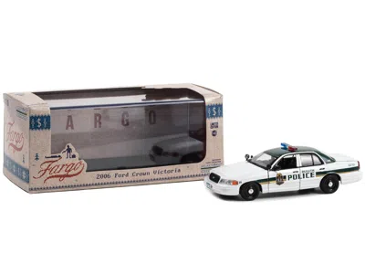 Diecast Model Greenlight 2006 Ford Crown Victoria Police Interceptor White With Green Top "duluth Minnesota Police" "fargo" (