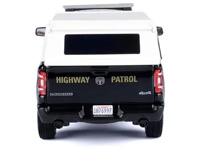 Diecast Model Motormax 2019 Ram 1500 Laramine Crew Cab Pickup Truck "california Highway Patrol" Black And White With Truck