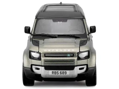 Diecast Model Bburago 2022 Land Rover Defender 110 Green Metallic With Black Top And Sunroof 1/24 Diecast Model Car By Bbu