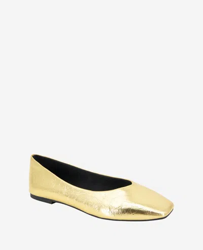 Kenneth Cole Johanna Square Toe Flat In Gold