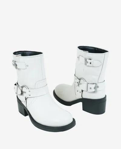 Kenneth Cole Stride Bootie In Whitecap Leather