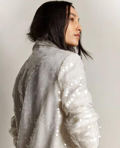 Kenneth Cole Sequin Notch Collar Topper In Kc White