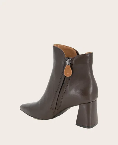 Gentle Souls - Danbury Leather Double Gore Heel Boot In Chocolate Leather
