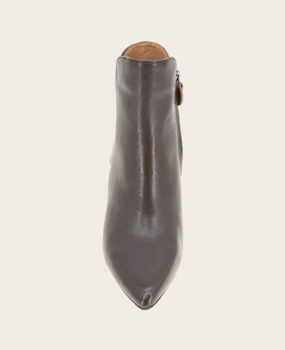 Gentle Souls - Danbury Leather Double Gore Heel Boot In Chocolate Leather