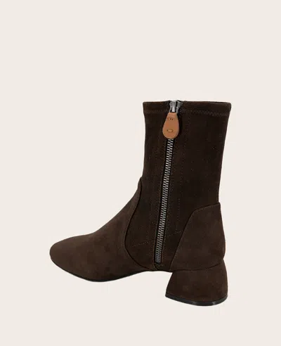 Gentle Souls Women's Emily Block Heel Bootie In Chocolate Suede