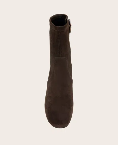 Gentle Souls Women's Emily Block Heel Bootie In Chocolate Suede