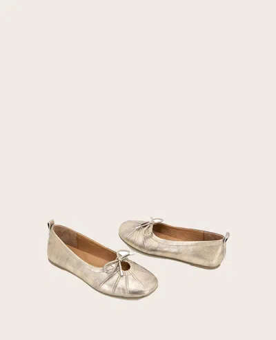 Gentle Souls Women's Marilyn Flats In Gravel Leather