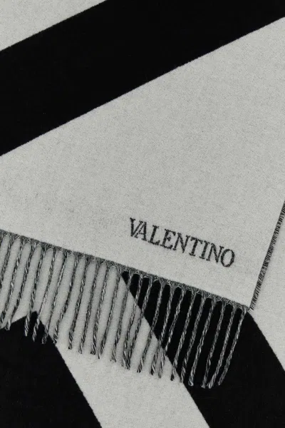 Valentino Patterned Scarf With Fringed Detail In Avorionero