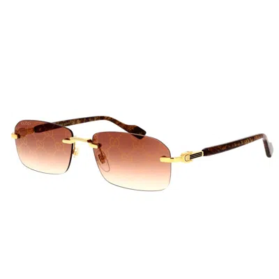 Gucci Eyewear Sunglasses In Gold