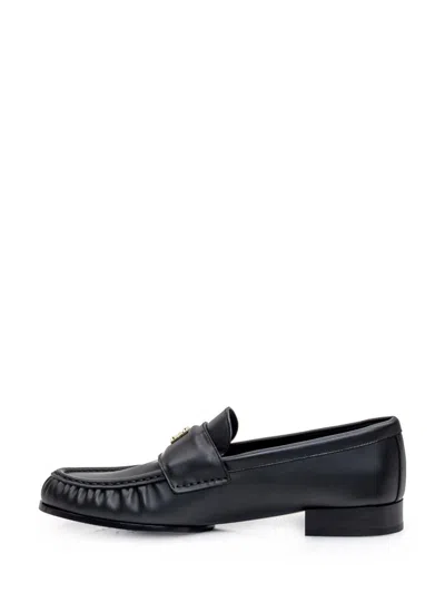 Givenchy Classic Lambskin Loafers With Ruched Detailing In Black