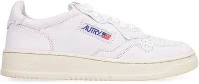 Autry Medalist Low-top Bicolor Leather Sneakers In White