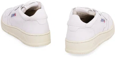 Autry Medalist Low-top Bicolor Leather Sneakers In White